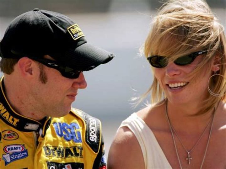 Matt Kenseth: Wife, net worth, tattoos, smoking & body facts