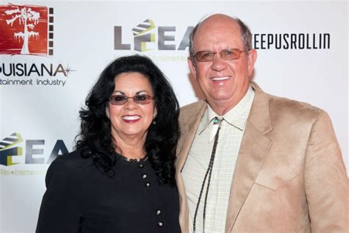 Matthew Dowden Height, Weight, Net Worth, Age, Birthday, Wikipedia, Who, Nationality, Biography