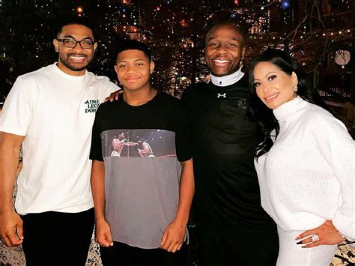 
Meet Azar Swain Girlfriend Emma Roush On Instagram – Everything To Know About Yale Bulldogs Point Guard 