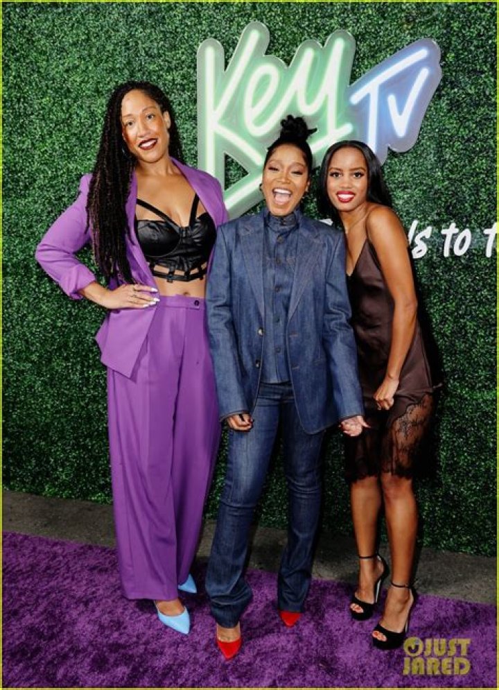 
Meet Tee Higgins Sister KeKe Higgins 