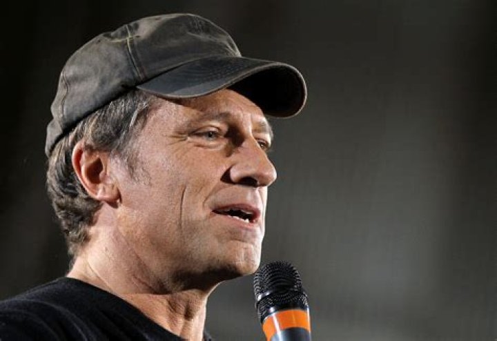 What’s Mike Rowe Net Worth? Here’s All About Famous Dirty Jobs Host