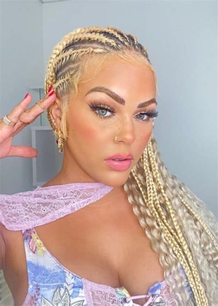 Ms Jacky Oh Height, Weight, Net Worth, Age, Birthday, Wikipedia, Who, Nationality, Biography