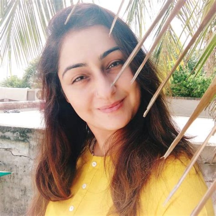 Namrata Thapa Height, Weight, Net Worth, Age, Birthday, Wikipedia, Who, Instagram, Biography