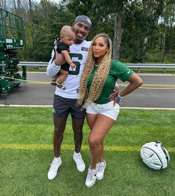 NFL: Mecole Hardman Parents And Siblings – Girlfriend Age, Net Worth