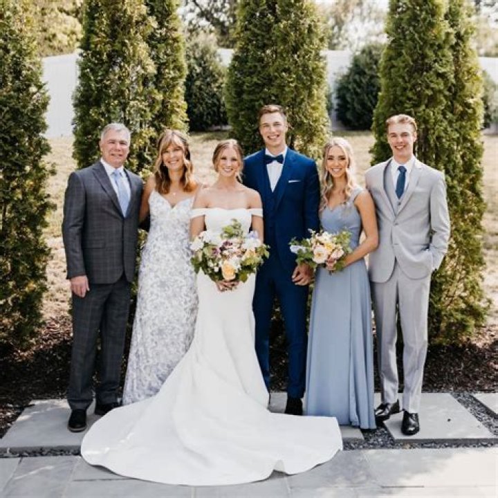 NHL: Is Darcy Kuemper Married To Sydney Kuemper? Past Dating Life And Relationship