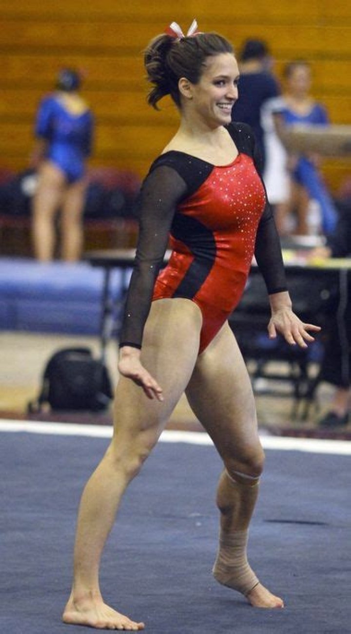 Nicole Pechanec: Early Life, Career, Gymnastics & Net Worth