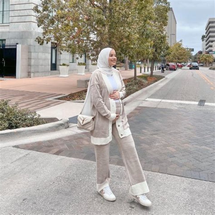 Omaya Zein Height, Weight, Net Worth, Age, Birthday, Wikipedia, Who, Nationality, Biography