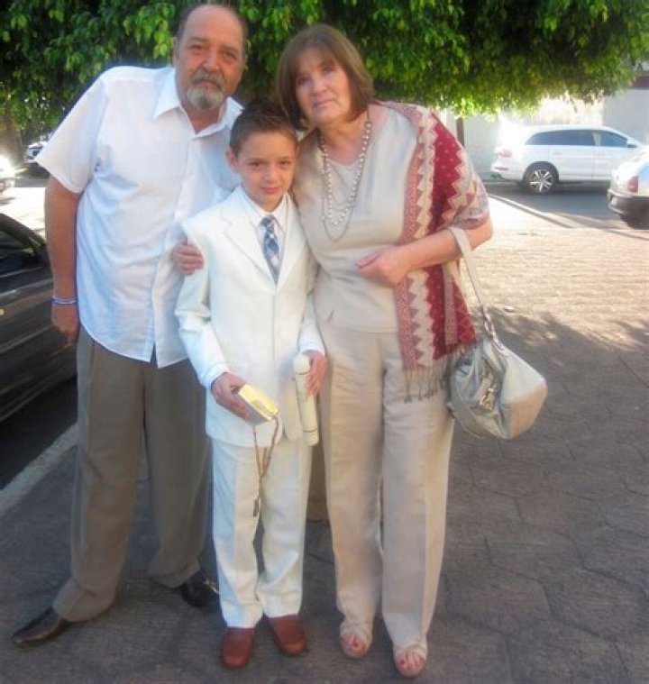 Peso Pluma’s Siblings: Who Are His Parents? Wiki & Age