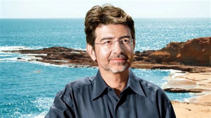 Pierre Omidyar Net Worth
