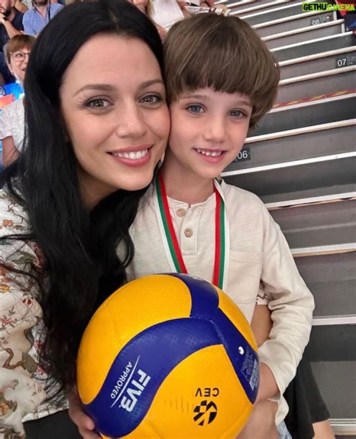 Ralitsa Paskaleva Wikipedia, Age, Biography, Height, Husband, Family, Instagram