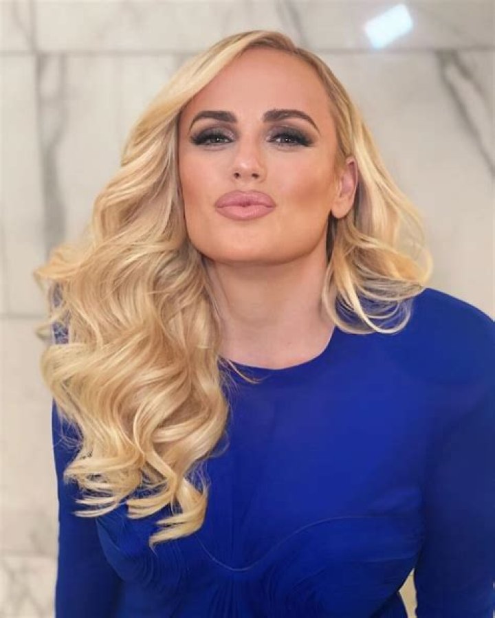 Rebel Wilson Height, Weight, Measurements, Bra Size, Shoe Size