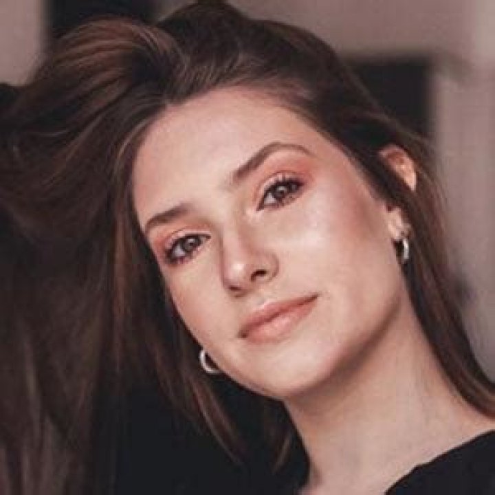 Renata Toscano Bruzon