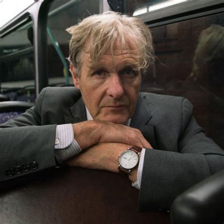 Robert Bathurst Height, Weight, Net Worth, Age, Birthday, Wikipedia, Who, Instagram, Biography