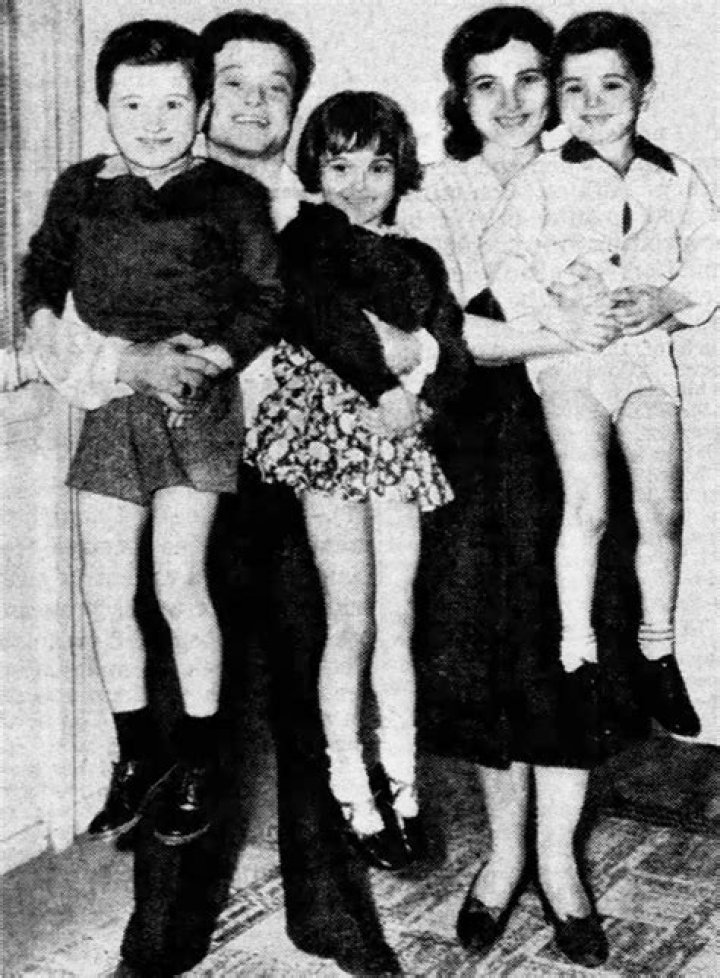 Robert Blake Siblings: Meet Joan Blake and James Gubitosi