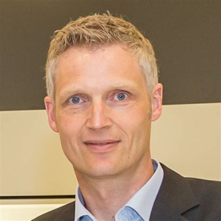 Robert Heinz Net Worth