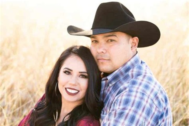 Rodeo: Erich Rogers Is Married To Wife Danna Whitford – Take A Look At The Family