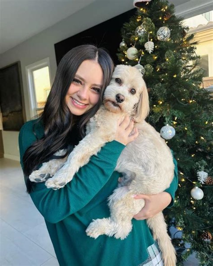 
Ruby Adler Height, Weight, Net Worth, Age, Birthday, Wikipedia, Who, Instagram, Biography 