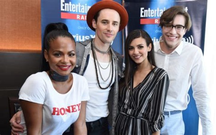 Ryan McCartan Net Worth, Earnings, Dating, Grilfriend, Facts, Wiki-Bio