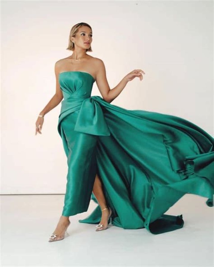 Sarah Lahbati Net Worth