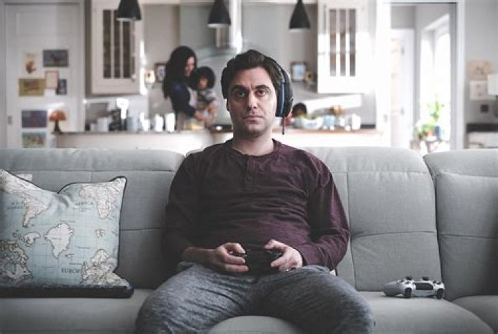 
Sargon Yelda Height, Weight, Net Worth, Age, Birthday, Wikipedia, Who, Instagram, Biography 