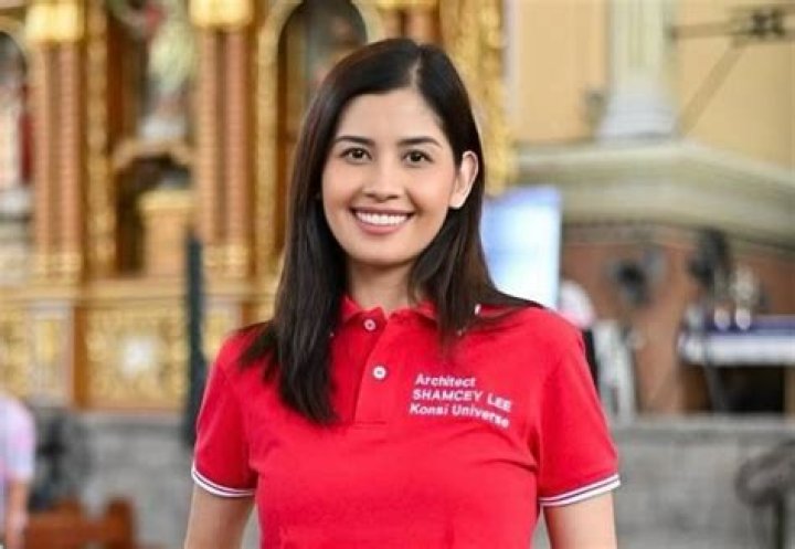 
Shamcey Supsup-Lee Height, Weight, Net Worth, Age, Birthday, Wikipedia, Who, Nationality, Biography 