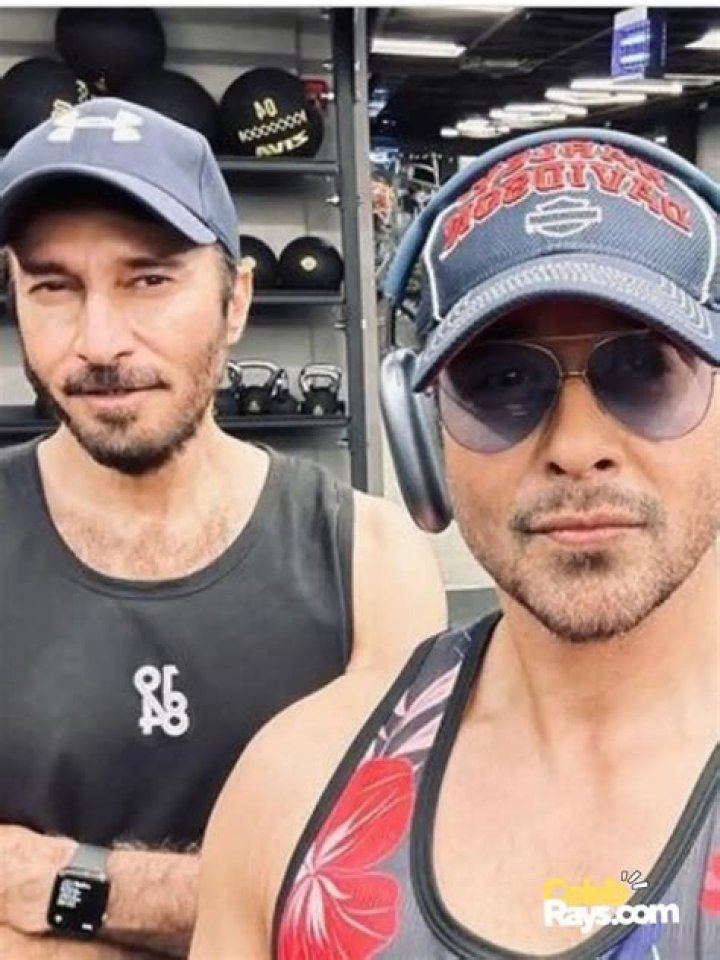 
Sharaz Aslam Height, Weight, Net Worth, Age, Birthday, Wikipedia, Who, Nationality, Biography 