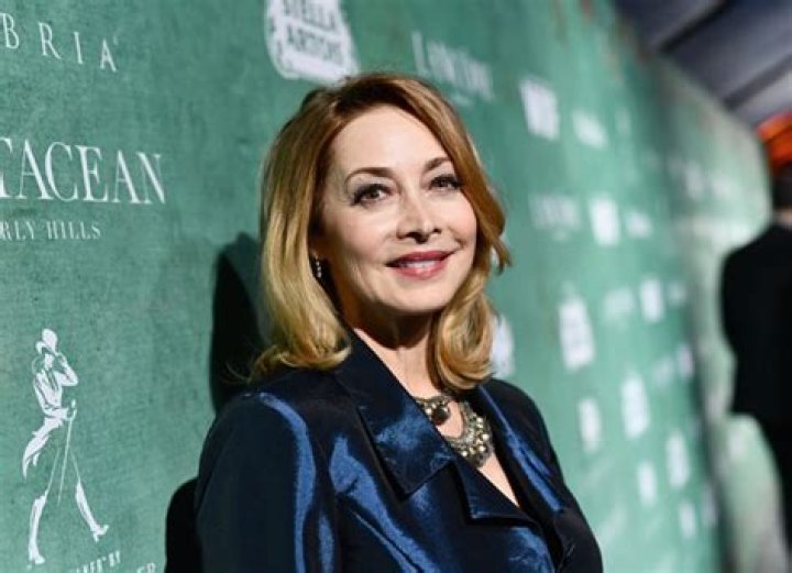 Sharon Lawrence Net Worth, Income, Salary, Earnings, Biography