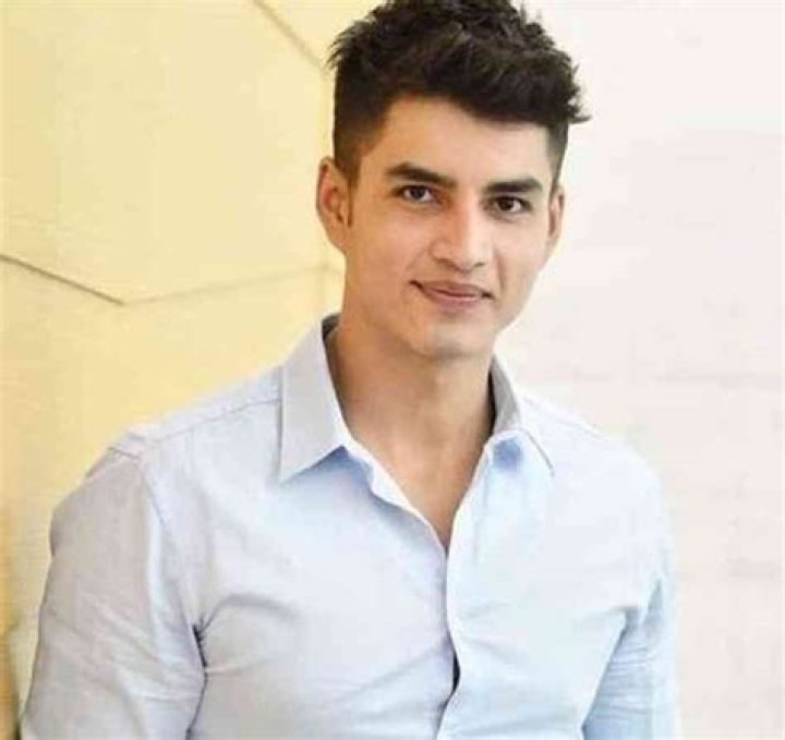 Shashwat Tripathi Height, Weight, Net Worth, Age, Birthday, Wikipedia, Who, Nationality, Biography