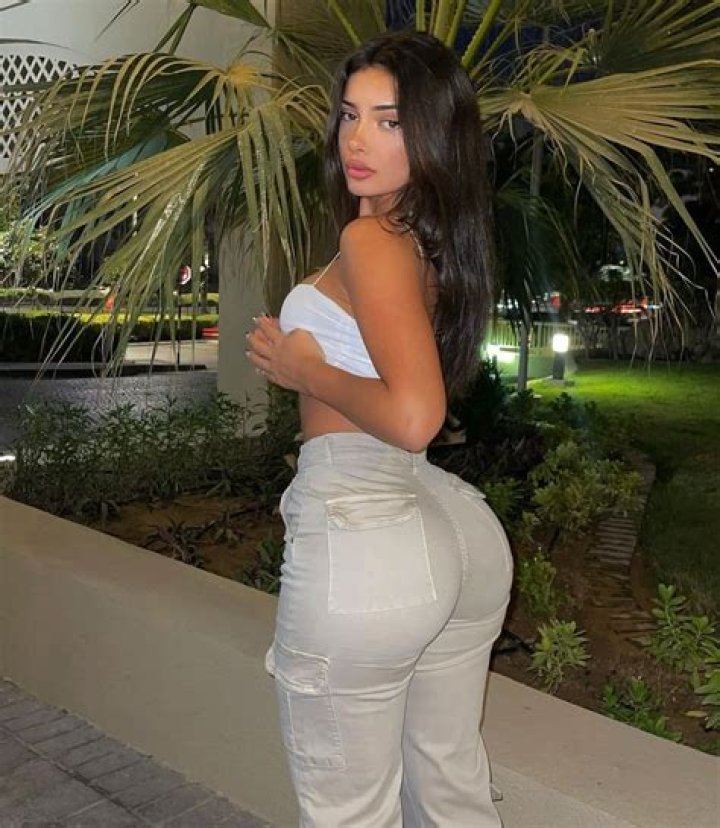 
Shauni Kibby – Itzshauni (TikTok Star) Biography, Age, Boyfriend, Height, Net Worth 