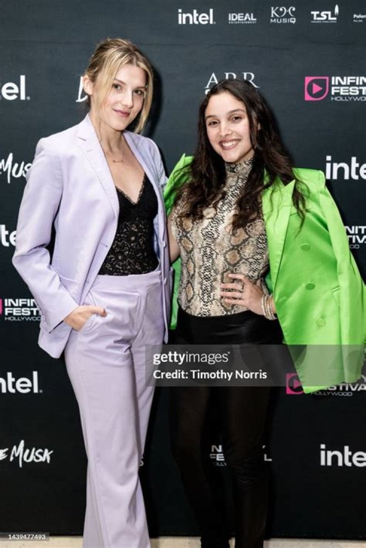 Sheila Houlahan Biography , Age, Height, Instagram, Boyfriend: The Little Things