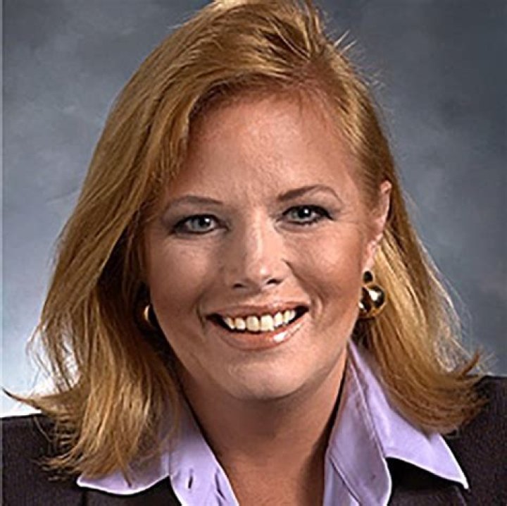 Shelley Smith Net Worth