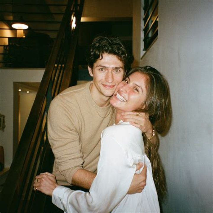 Sophie Reynolds Wikipedia, Biography, Boyfriend: Is Sophie Still Dating Cameron Boyce?