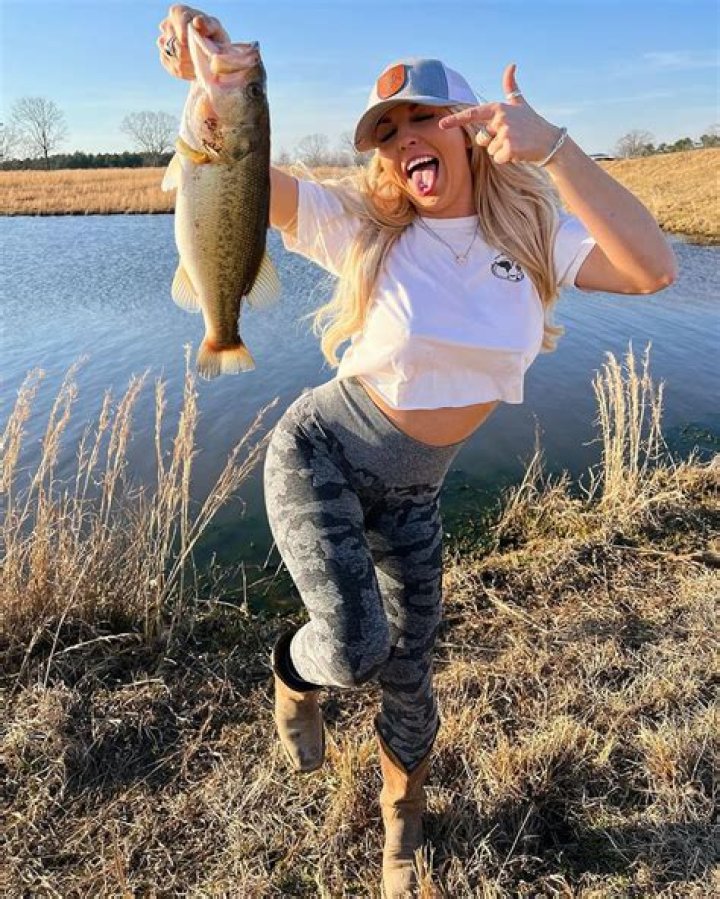 Sophie Swaney Height, Weight, Net Worth, Age, Birthday, Wikipedia, Who, Nationality, Biography