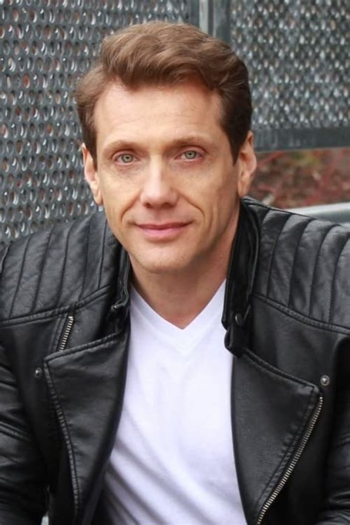 Stefen Hayes Net Worth