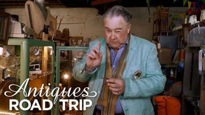 
Steven Moore Antiques Road Trip Wikipedia, His Partner and Family – Is He Married? 