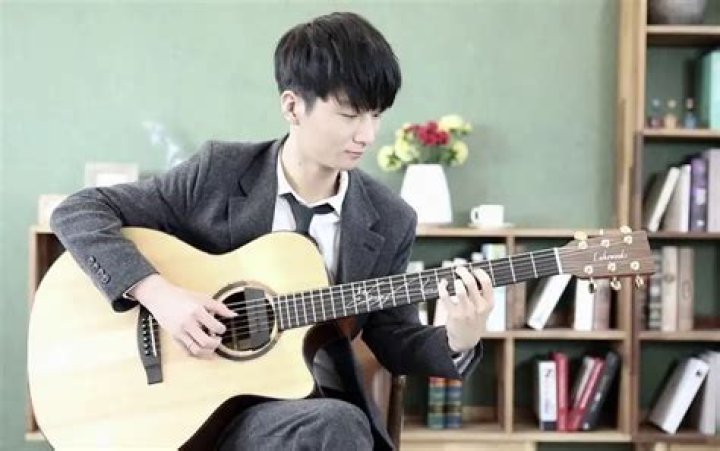 Sungha Jung Net Worth