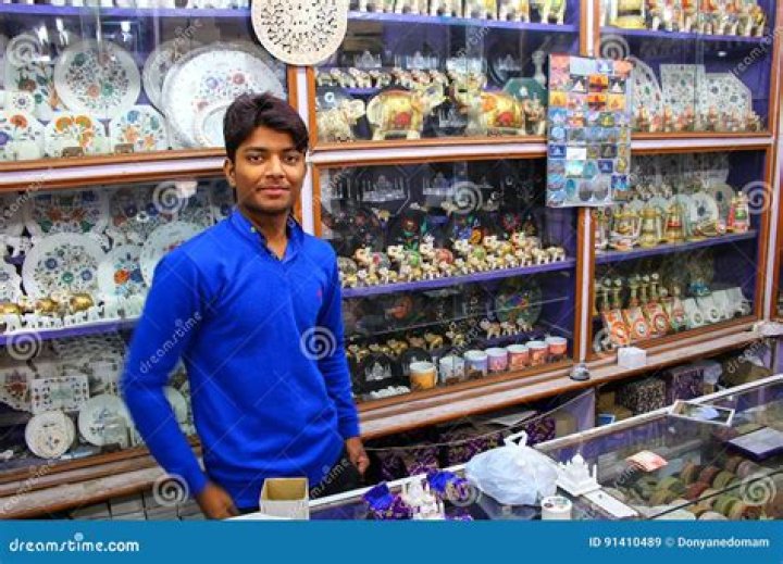 
Taj Ganj shop owners on war path as ADA serves notice to down shutters by Oct 17 