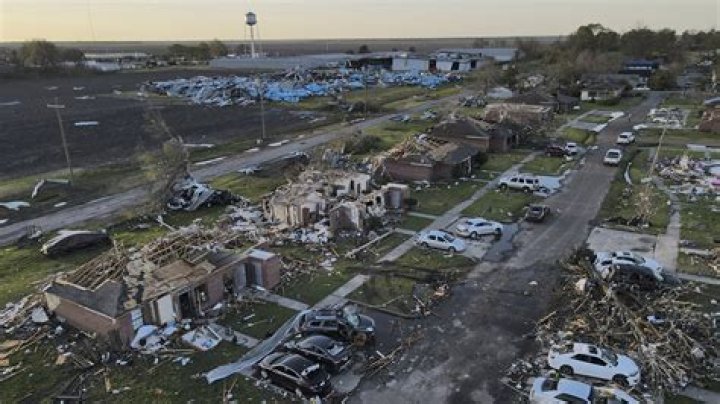 
Tchula, Cruger, Black Hawk, Coila and North Carrollton tornado emergency: Life-threatening situation confirmed, large twister on ground in Mississippi 