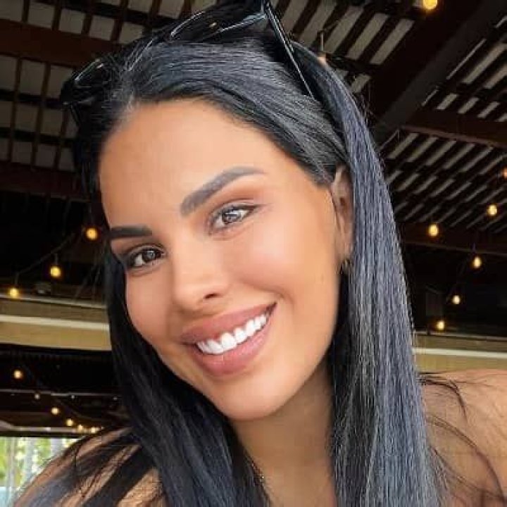 
Tefi Valenzuela Height, Weight, Net Worth, Age, Birthday, Wikipedia, Who, Nationality, Biography 