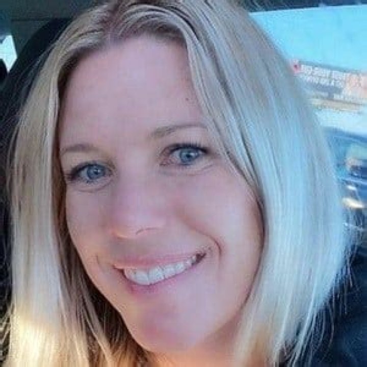 
Tiffanie Oladi Height, Weight, Net Worth, Age, Birthday, Wikipedia, Who, Instagram, Biography 