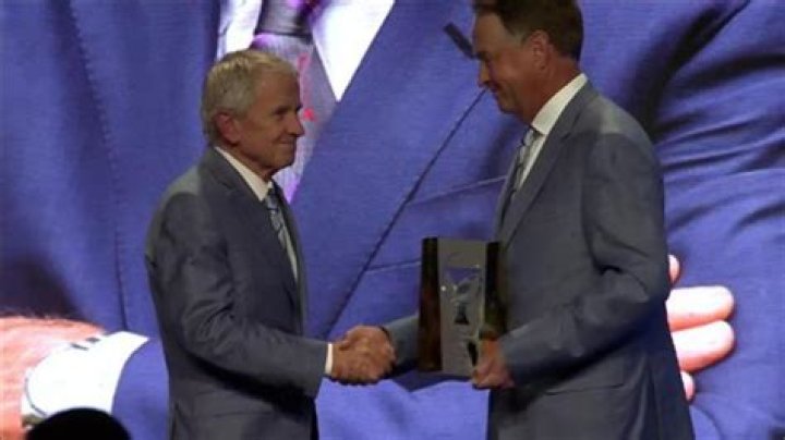 
Tim Finchem Height, Weight, Net Worth, Age, Birthday, Wikipedia, Who, Nationality, Biography 