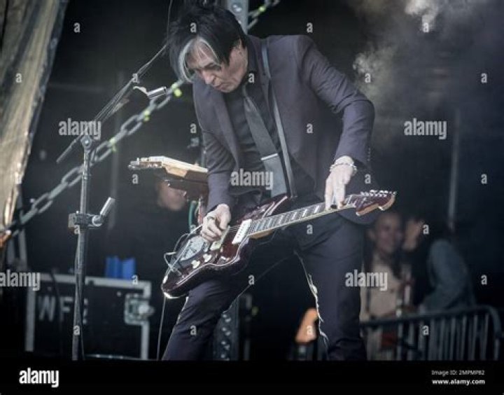 Troy Van Leeuwen