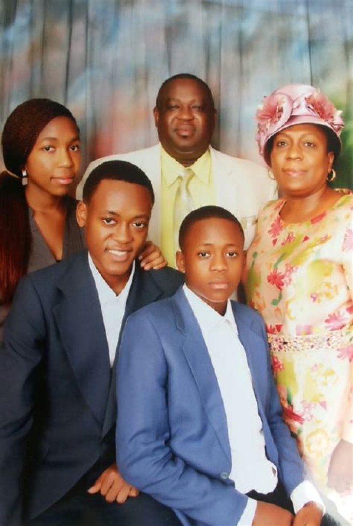 Val Almonord Age, Wiki, Biography, Background, Wife, Political Party, Net Worth