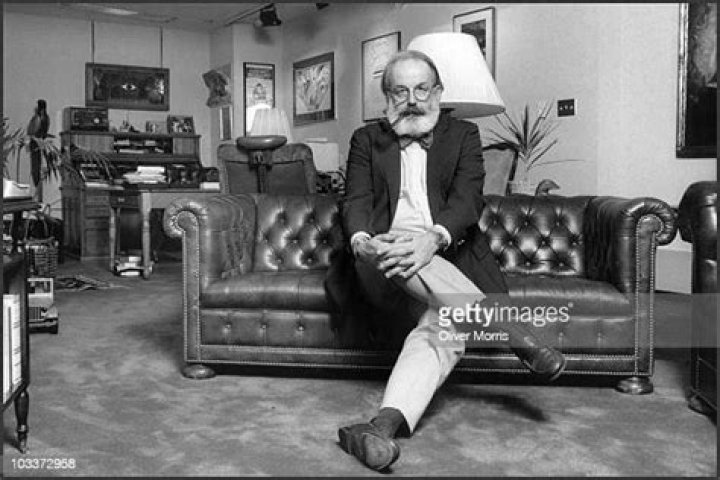 Van Gordon Sauter Net Worth