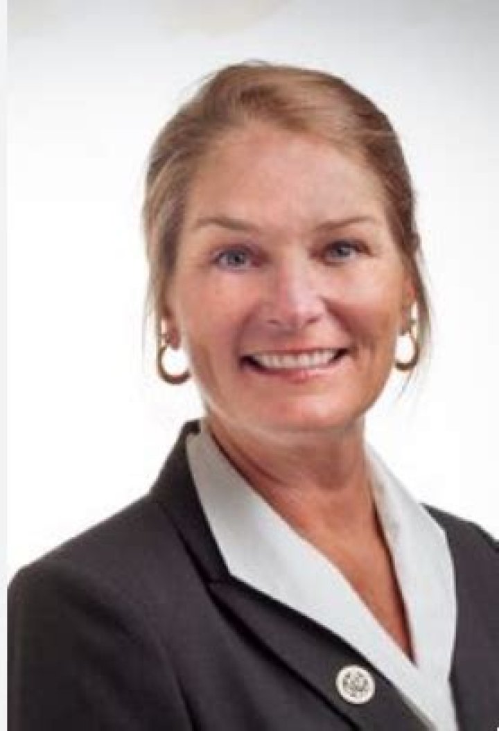 Wendy Graham Net Worth