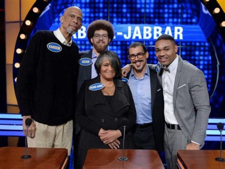 What happened to Kareem Abdul-Jabbar’s son Adam Abdul-Jabbar? How tall is Kareem Abdul-Jabbar’s son?
