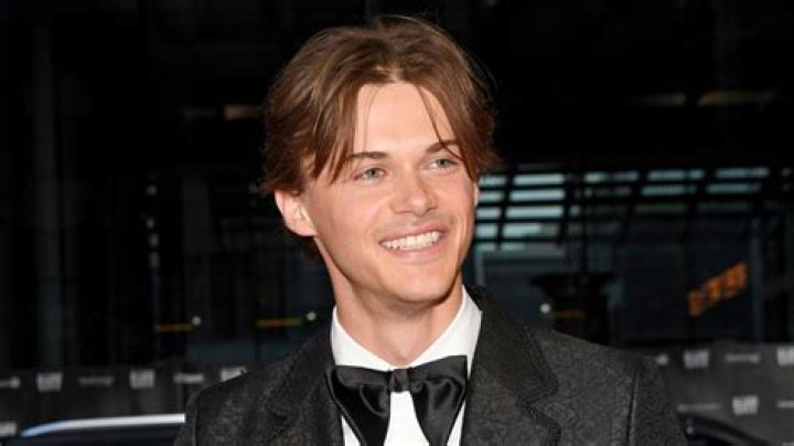 What Is Christopher Briney’s Sexuality – Is The Actor Gay Or Bi?