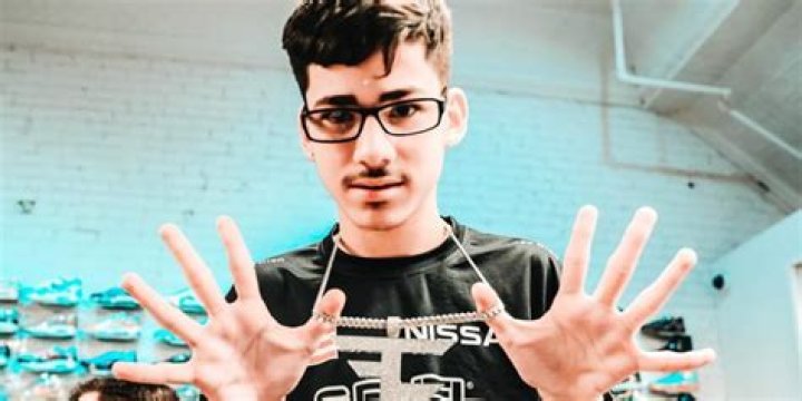 What is faze apex real name