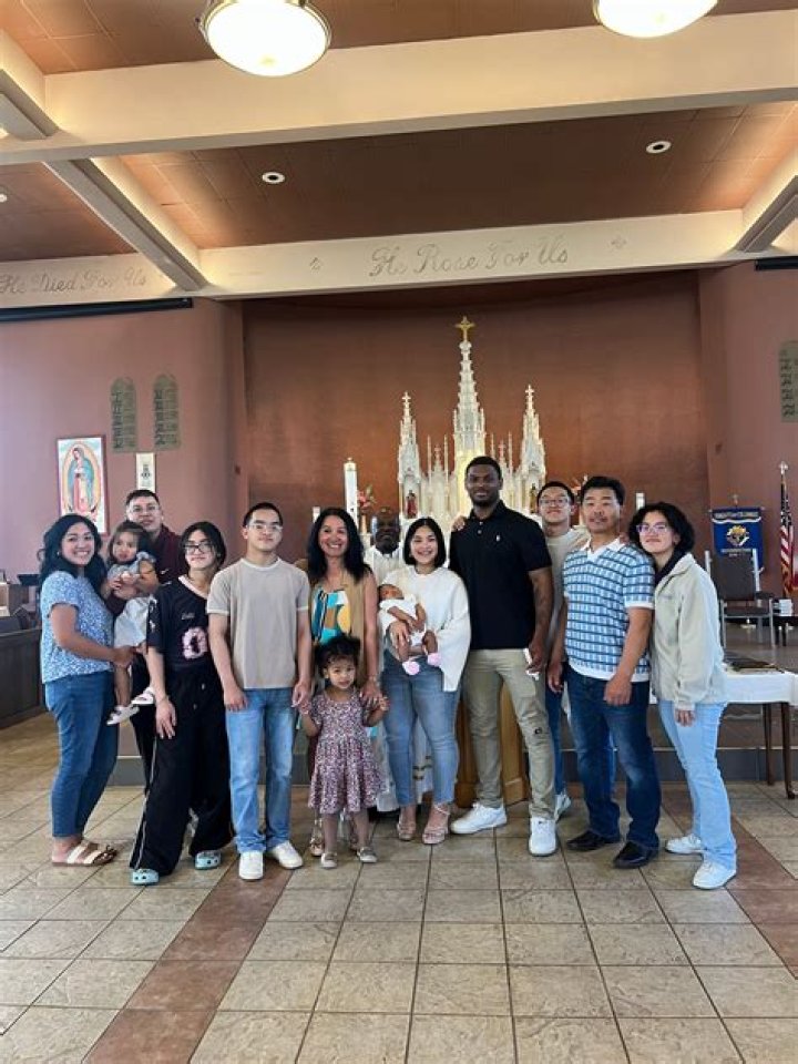 Where does the this is us family live