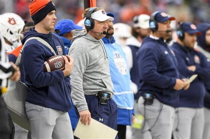 
Who Is Austin Davis Wife Heather Davis? Auburn Offensive Coordinator Announce Retirement 